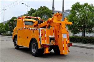 阿拉尔高速路拖车费