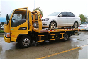 阿拉尔附近拖车救援24小时服务热线